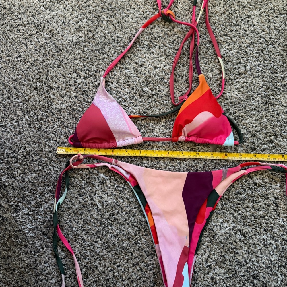 Zaful Multicolor Pink Red Orange Abstract Triangle skimpy bikini